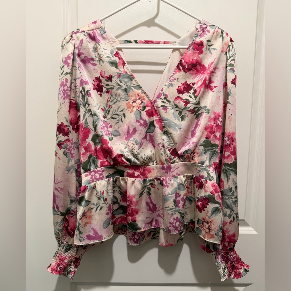 Express women’s floral blouse